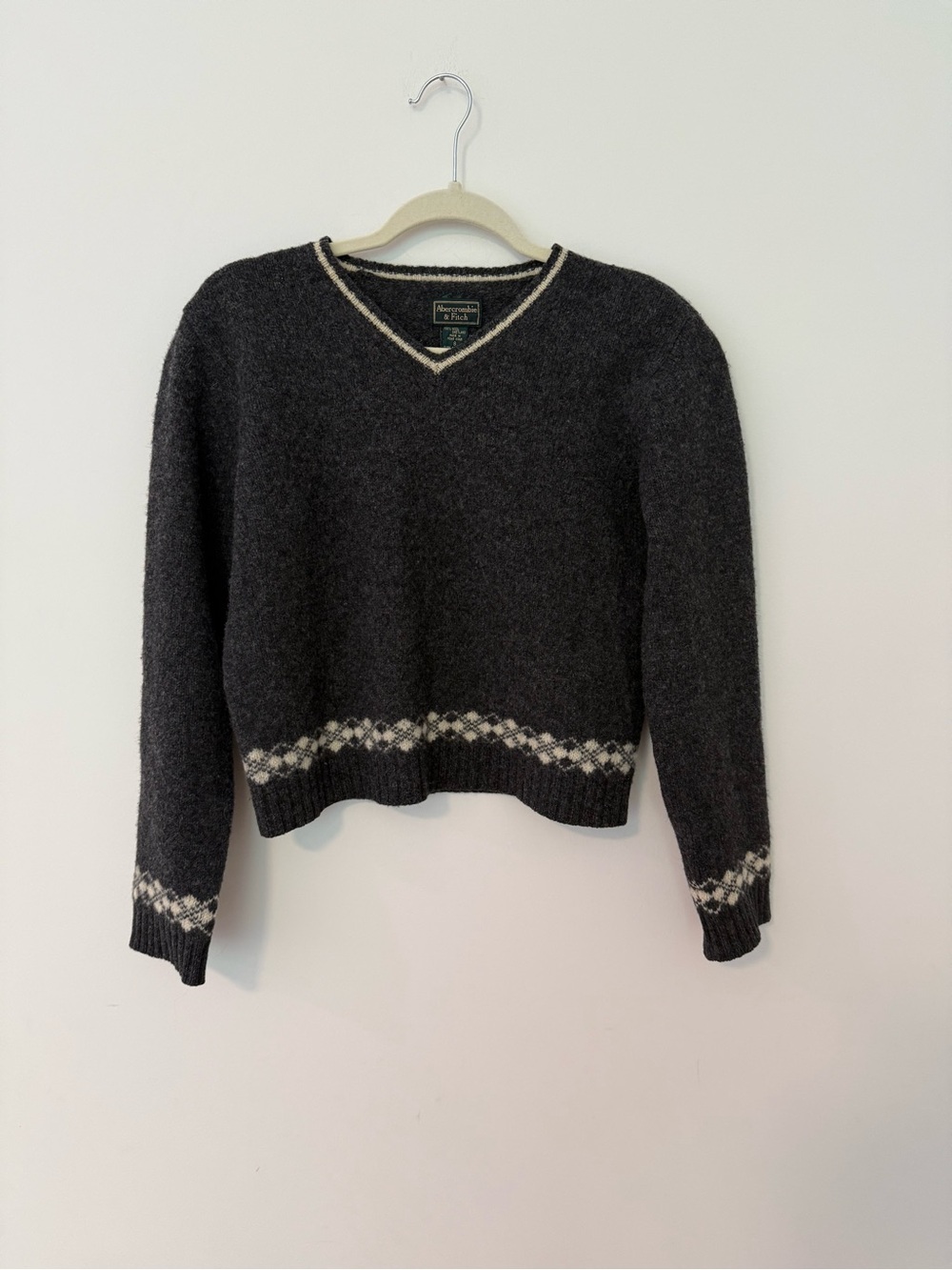 Vintage Abercrombie & Fitch Charcoal V-Neck Sweater | 100% Wool | Size Small